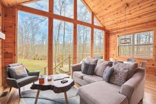 Fern Haven A modern take on Hocking Hills cabins - 3