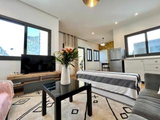 bright private appartment Ngor almadies bedroom and living room - Dakar - 3