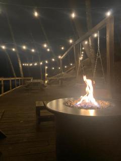 Chalet Getaway, Hot Tub, Pet Friendly! - 6