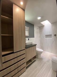 Remodeled Ground Floor Apartment in a Quiet Area - 7