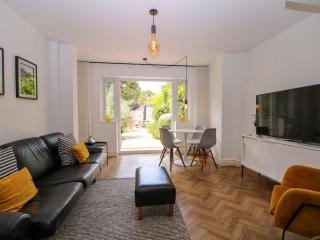 2A The Mews - Havant - 5