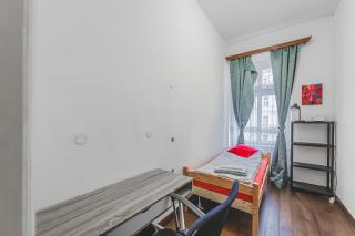 Tiny room in Prague - Prag - 0