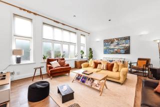 Beautiful 4 bed in Hampstead with Garden & Parking - Londra - 1