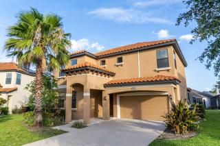 NearTheParks - 5BR Family Villa with Saltwater Pool near Disney - 8