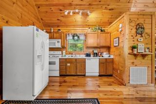 Cupids Hideaway Gatlinburg - 5