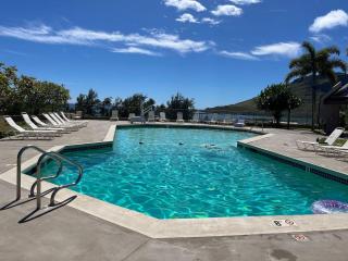 Central and Bright 2 BR, 2 BA, Pool and Oceanview - Lihue - 9