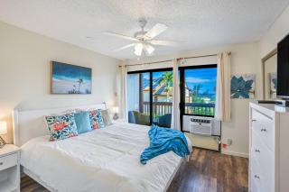 Central and Bright 2 BR, 2 BA, Pool and Oceanview - Lihue - 8