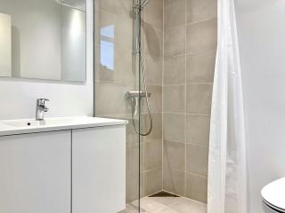 Convenient Apartment for 2 - 4