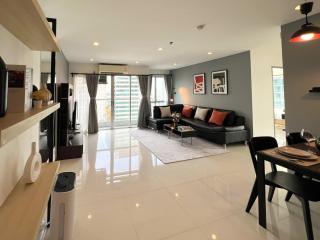 Stylish 2BR City View - BTS St.Louis - Ultra Fast Wifi - 6