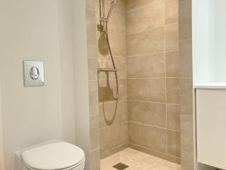 Central and Spacious Apartment for 10 - Randers - 7