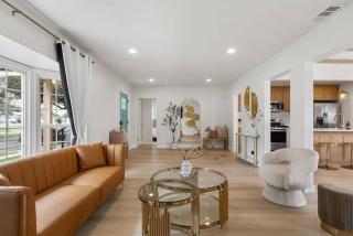 Cascade Cove - Heated Pool Spa - Billiards and Lounge - Long Beach - 3