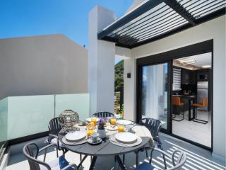 Endless Blue Maisonette - Nikiana - 6