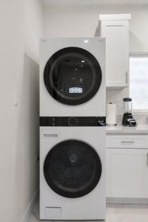 Darth Vaders Lair - 10 mins to Disney - Sleeps 6 - Anaheim - 4