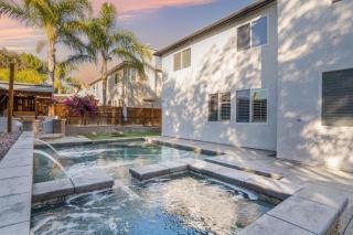 King Bed Temecula Getaway Amazing Pool and Theatre - Murrieta - 1