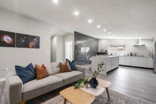 Galactic Getaway Close to Disney with Pool and Games - Anaheim - 0