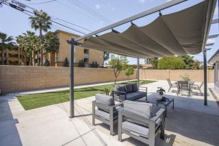 Galactic Getaway Close to Disney with Pool and Games - 4