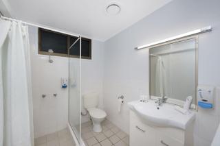 Unit 183 Amaroo Spacious Family Unit - Nelly Bay - 5