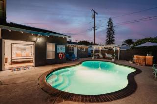 Coastal Lagoon - Pool Heating - Games - Air Hockey - Long Beach - 7