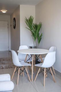 Light and Breezy 517 Millennial - Durban - 6