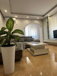 Dion apartamen - Valona - 0