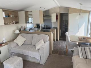 Willerby Static Holiday Home - - 5