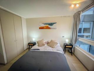 HOM I Departamento 1Dl1B Metro Santa Lucia 2PAX - Santiago - 3