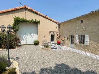 La petite maison d a cote - Champniers - 9