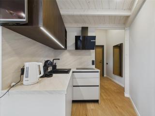 Neat Old Town Riga Loft - 4
