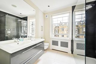 4 Rooms, 5 Beds, Spacious House - Londra - 9