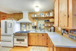 Riverside Cabin on 9 Acres in Montana - 3