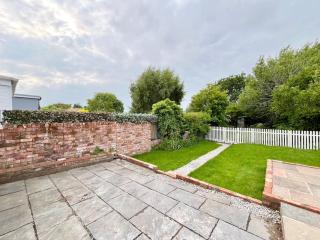 Cosy Bungalow & Peaceful Garden - Halsall - 7