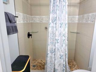 Fabulous Oceanfront Studio w/kitchen, tiki bar - Daytona Beach - 5