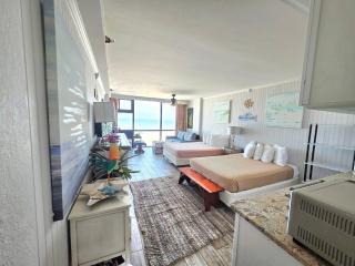 Sunrise Oceanfront 2 Full Studio w/kitchen & pool - 0
