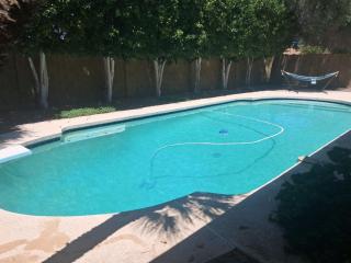 Quiet house with pool heater, patio, BBQ, citrus - Phoenix - 0