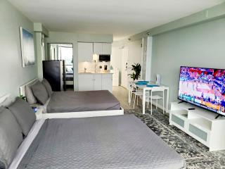 Daytona Ocean View Modern Studio - 3