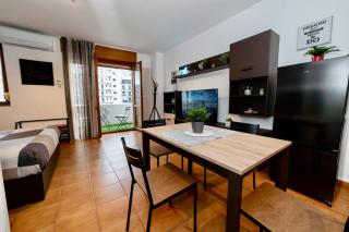 RobertONE guest house 14 - Bari - 1