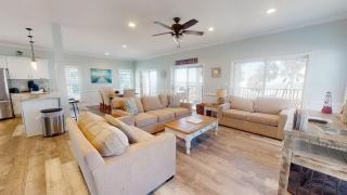 Paradise Palms - 9