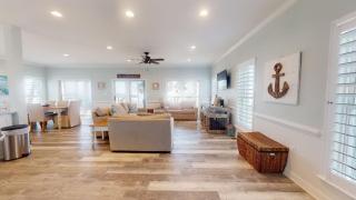 Paradise Palms - 8