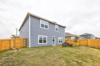 Venice, Large Modern 5BRMs, 2 Living RMs, Parking, Close to Dallas Downtown - 6