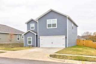 Venice, Large Modern 5BRMs, 2 Living RMs, Parking, Close to Dallas Downtown - 1