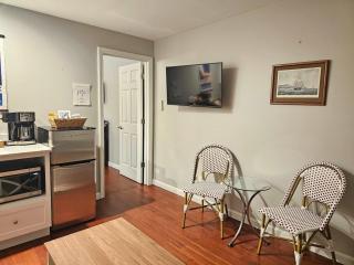 Waverly Suite 1 - New Shoreham - 4