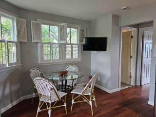 Waverly Suite 2 - New Shoreham - 1