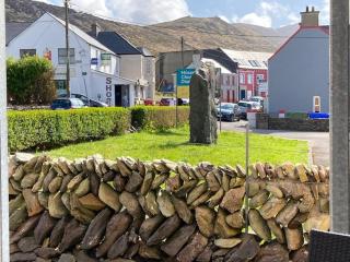 Atlantic Way Village Apartment - Ballyferriter - 0