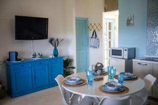 Blue View - Beachfront Villa by HIHE - - 0
