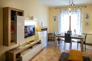 Corno Grande - spacious apartment - 2 baths - Wi Fi- city center - free parking - LʼAquila - 8