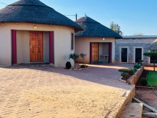 Empire Guesthouse - Leribe - 2