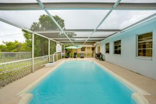 2 Mi to Beach Home with Pool in Venice - Venice - 0