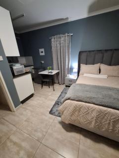Cosy Cottage Apartments - Francistown - 1