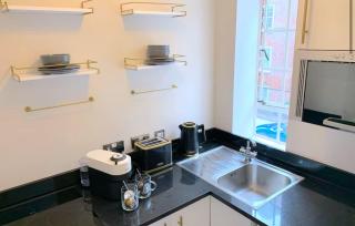 Chelsea Cloisters Luxury Stay - London - 9