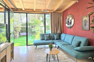 Lura 3 Floral Apartment - Lalzit Bay - 9